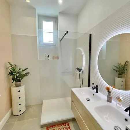 Palais Massenet -exceptionnel 50m De La Apartment